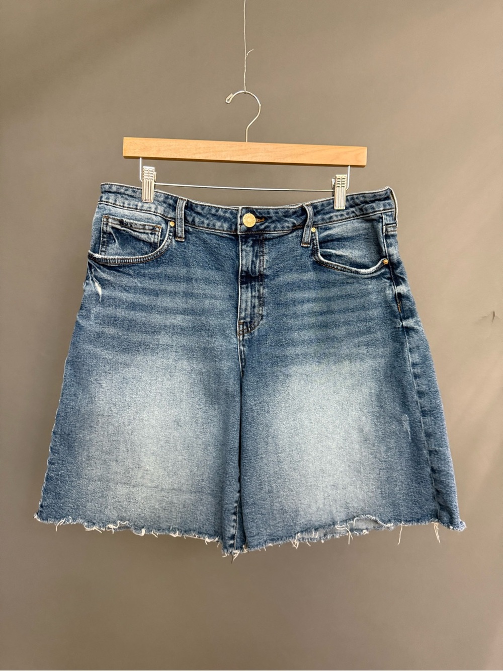 KUT From The Kloth Denim Bermuda Shorts Size 14